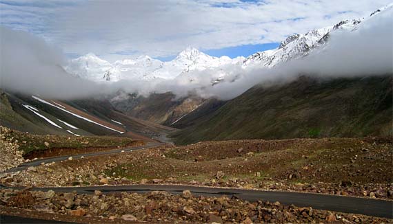 Cinco de las carreteras más peligrosas del mundo