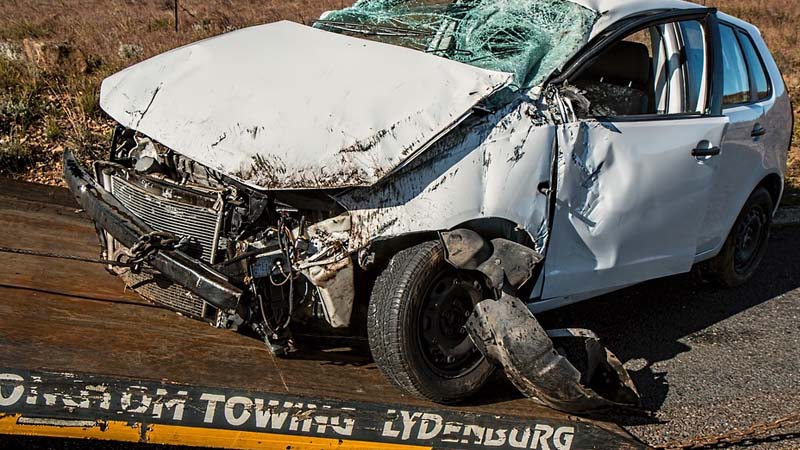 He tenido un golpe con el coche de un familiar ¿lo cubrirá mi seguro?