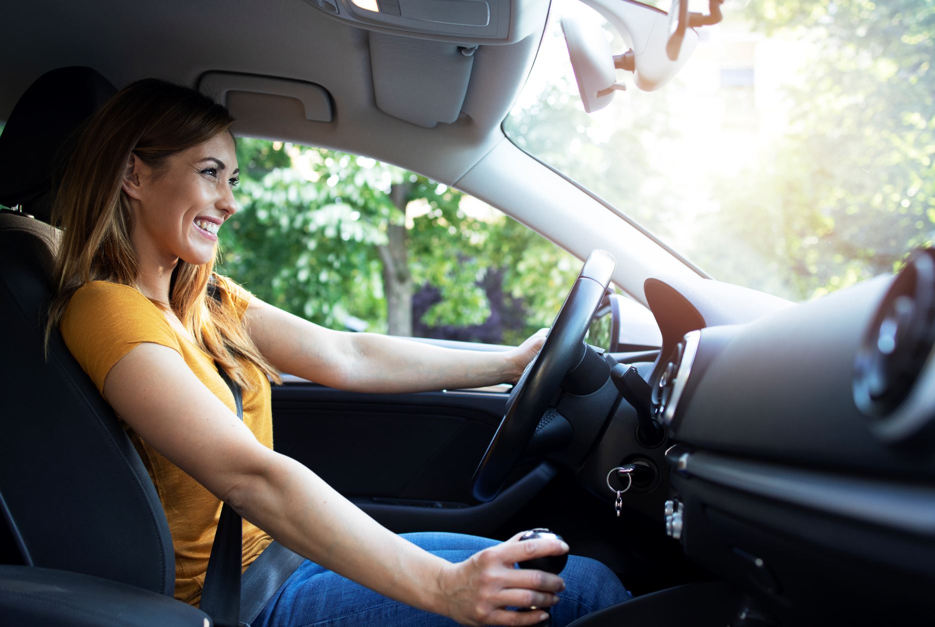 ¿Qué significan los testigos de los coches?